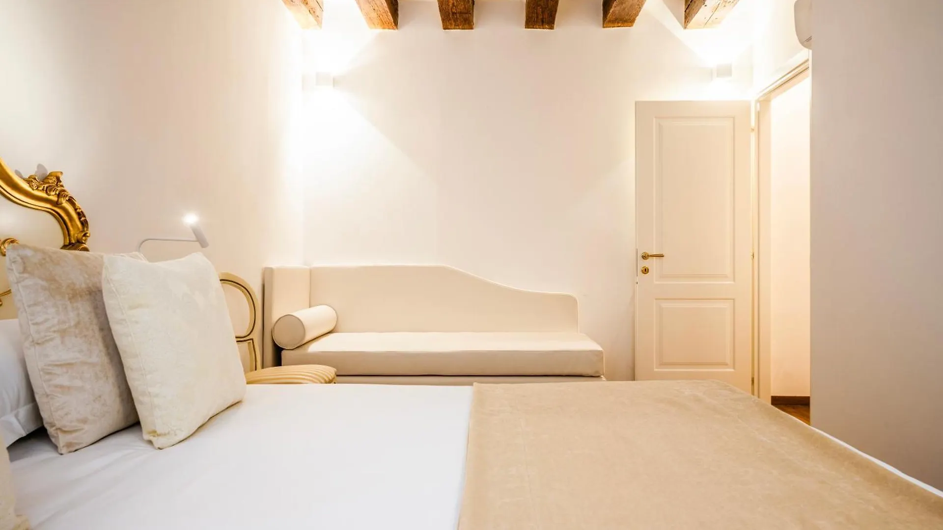 Paruta Corte Nascosta Apartment Venecia 0*,  Italia