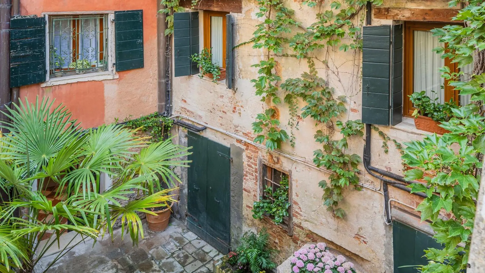 Paruta Corte Nascosta Apartment Venedig